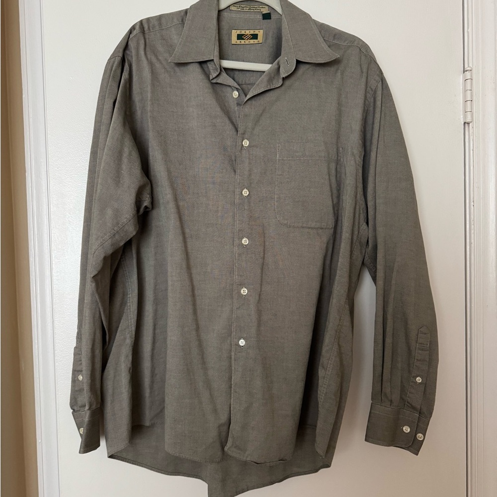 Joseph Abboud Modern Fit Wrinkle-Resistant 100% Cotton Dress Shirt